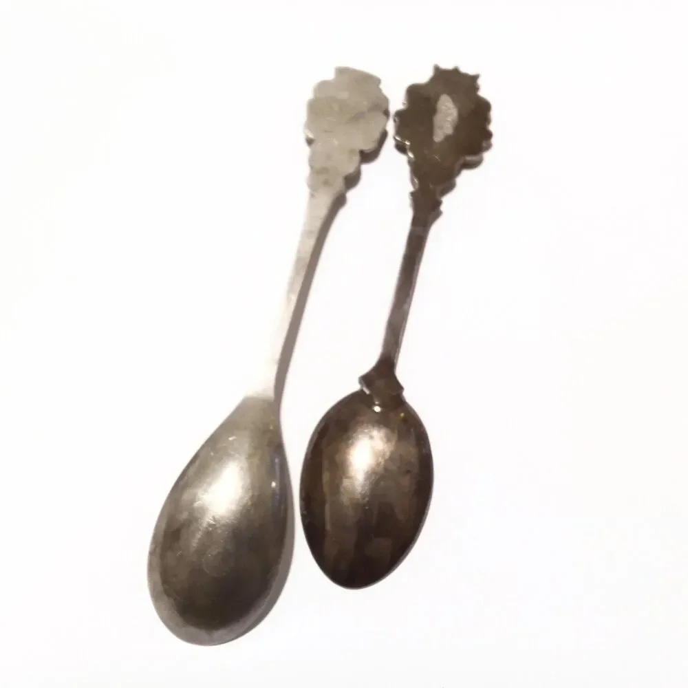 Vintage Australia & New Zealand Silver Plate Souvenir Spoon Pair EPNS